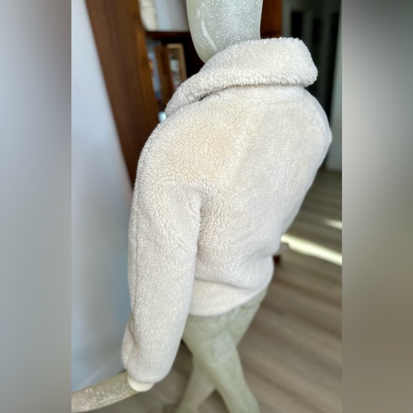 J.Crew Women’s Ivory Sherpa Teddy Zip-Up Jacket w/ Pockets. Size XXS - Picture 3 of 13